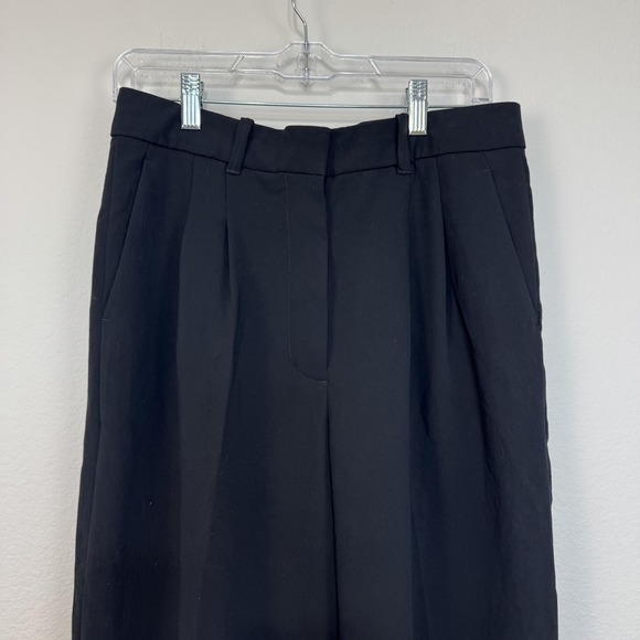 Aritzia Wilfred The Effortless Pant Women's Size 10 Black Pleated High Rise - Picture 2 of 16